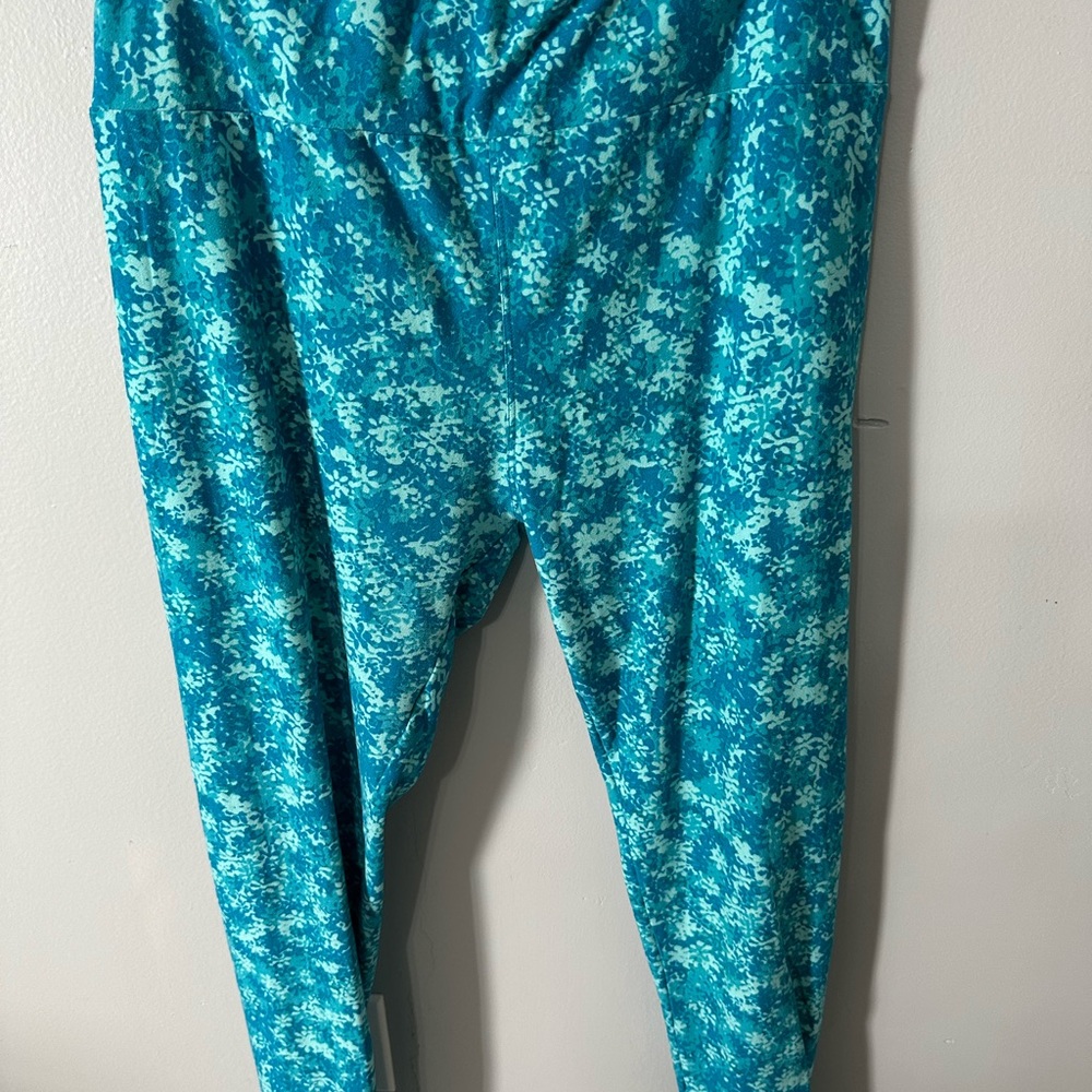 Lularoe leggings Tall and Curvy